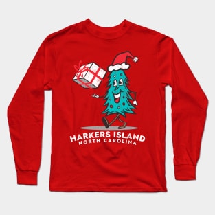 Harkers Island, NC Vacationing Christmas Tree Long Sleeve T-Shirt